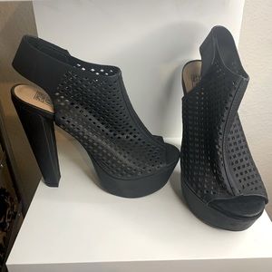 Black platform open toe heels